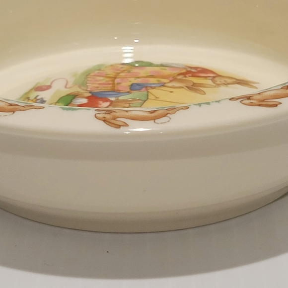 Royal Dalton Beatrice Potter bowl flared rim edge fine bone china Family Time - Picture 6 of 6